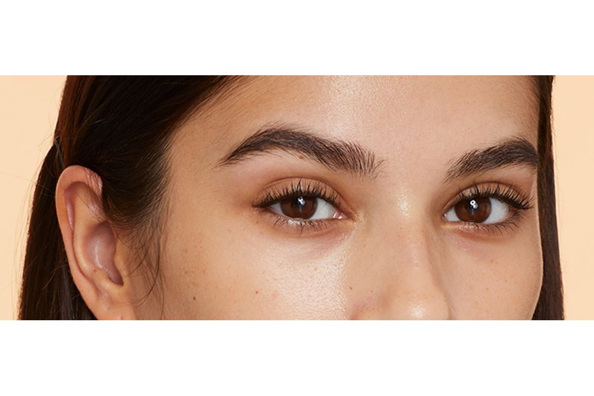 Maybelline Fit Me Matte + Poreless Foundation - manufacturer product image (The Bottom Line)